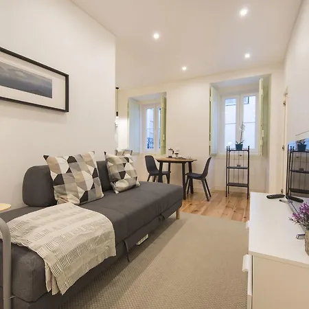 Apartment Lovelystay Traditional Alfama Getaway
